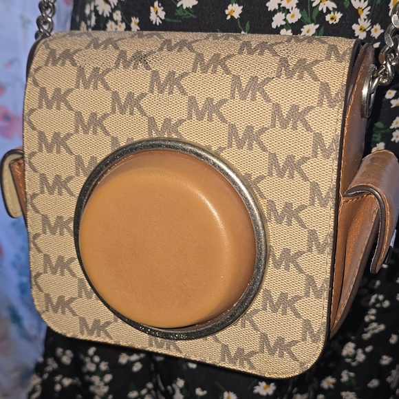 Michael Kors Brown Logo Crossbody Camera Bag - Picture 2 of 10